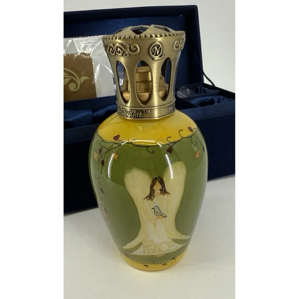 Ne' Qwa Art Fragrance Lamp Collection Cindy Shamp oil Angel Love Peace‎ Faith